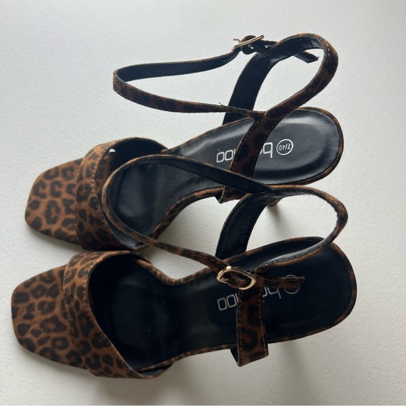 Boohoo Leopard Square Toe Ankle Strap Sandal - Picture 6 of 10